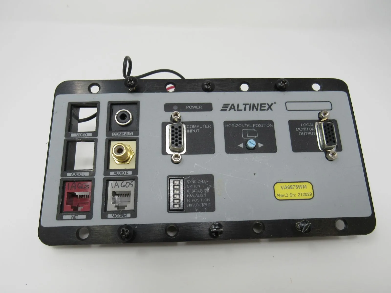 Altinex Furniture & Wall Mount Interface Rev 2 Sn 212029 VA6875WM -- Used