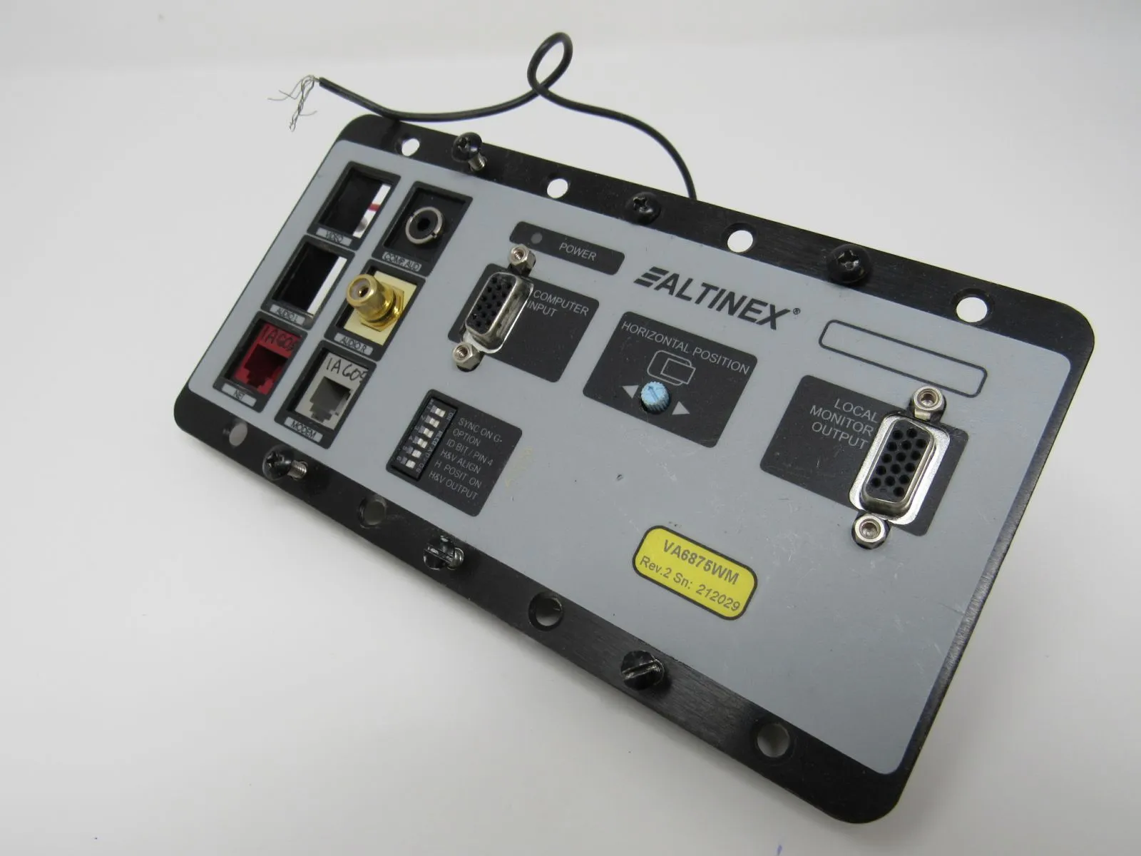 Altinex Furniture & Wall Mount Interface Rev 2 Sn 212029 VA6875WM -- Used