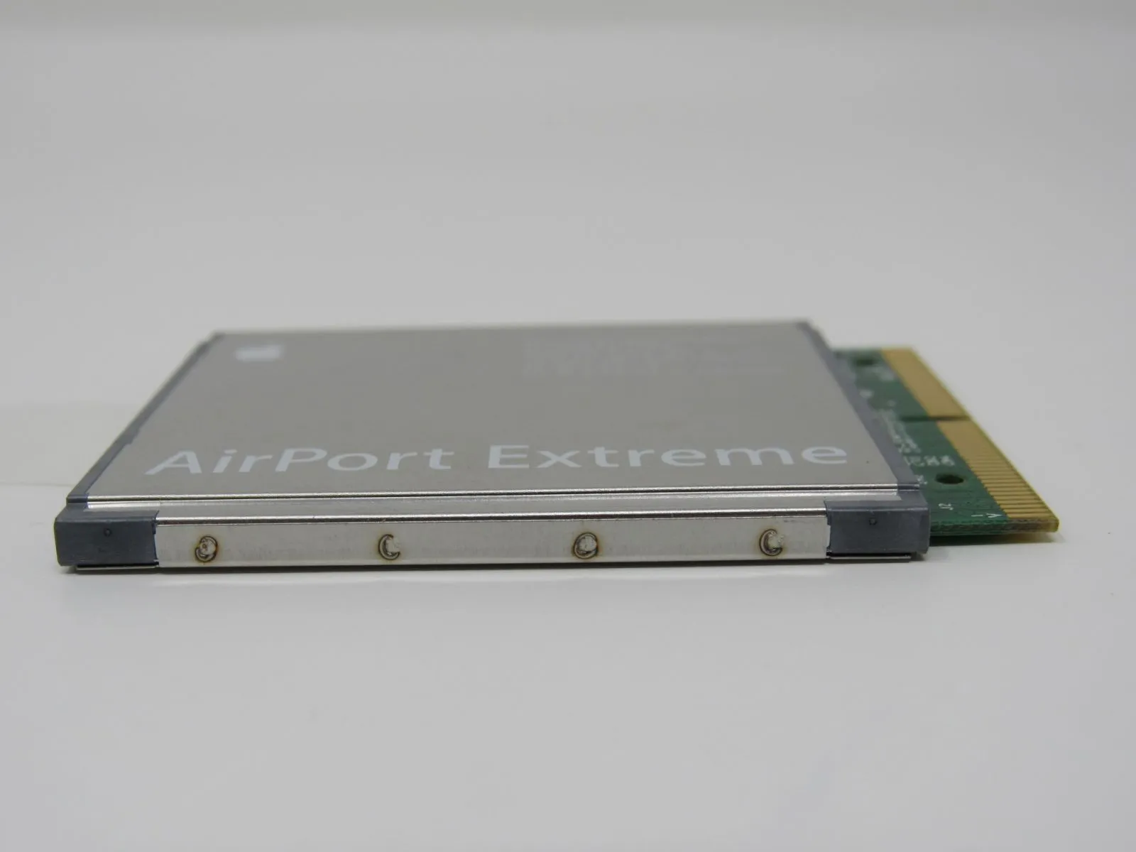 Apple Airport Extreme Wireless Card S/N HS30669NN6SA AP-ID 000393E9578C A1026 -- Used