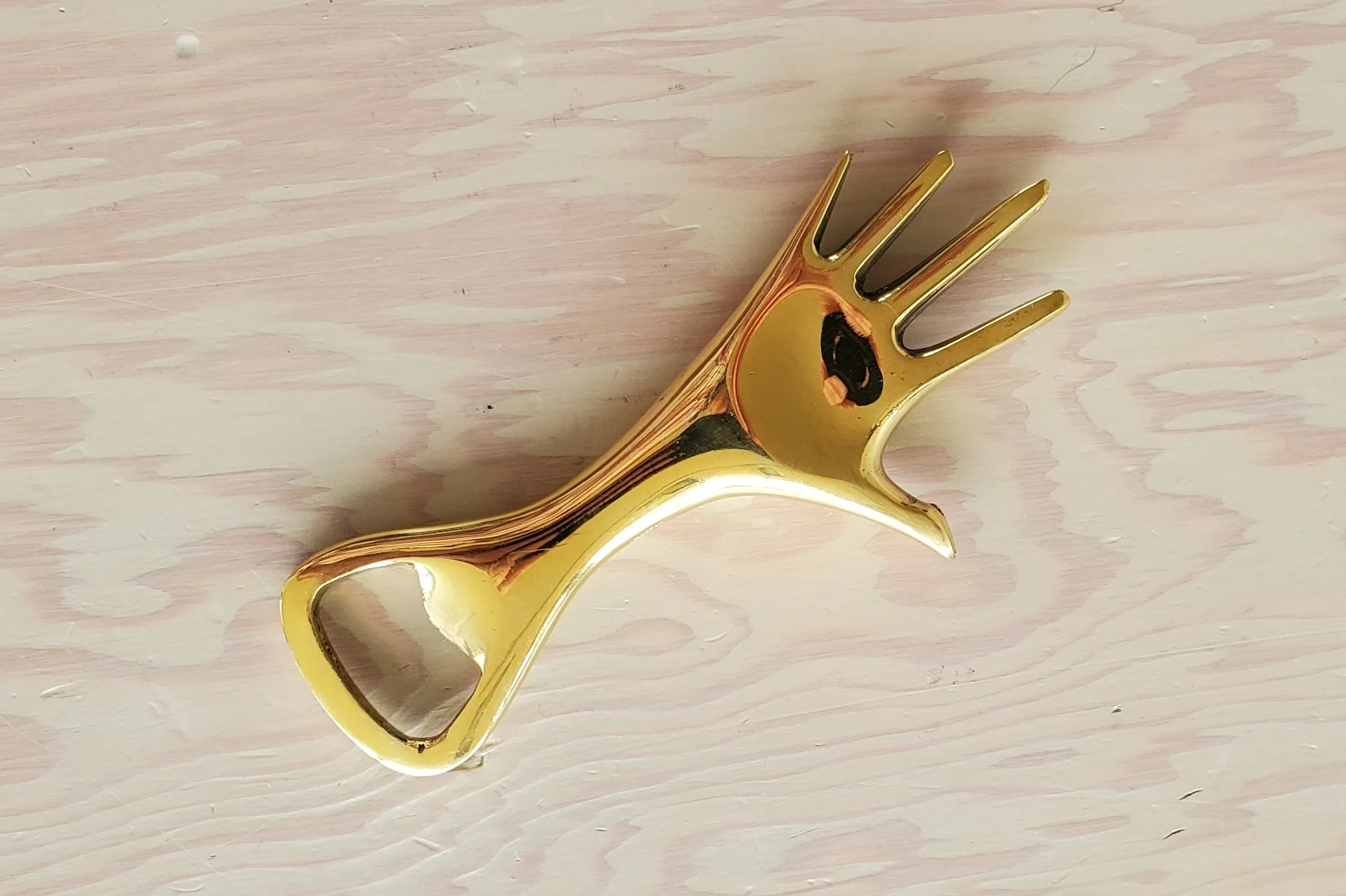 Aubock Bottle Opener "Hand" #4224