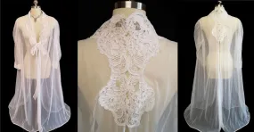 BEAUTIFUL SHEER BRIDAL NYLON PEIGNOIR ADORNED WITH CHANTILLY LACE APPLIQUES & GORGEOUS BACK