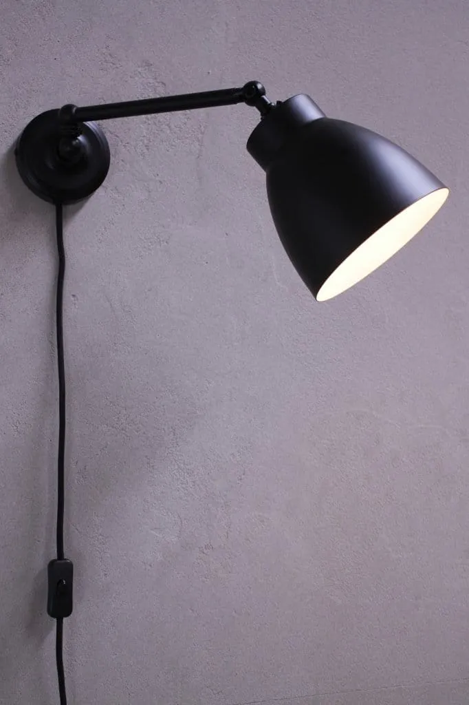 Cellar Wall Light with Wall Plug