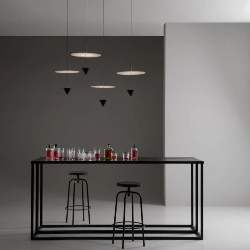 Counterweight Suspended Pendant Light