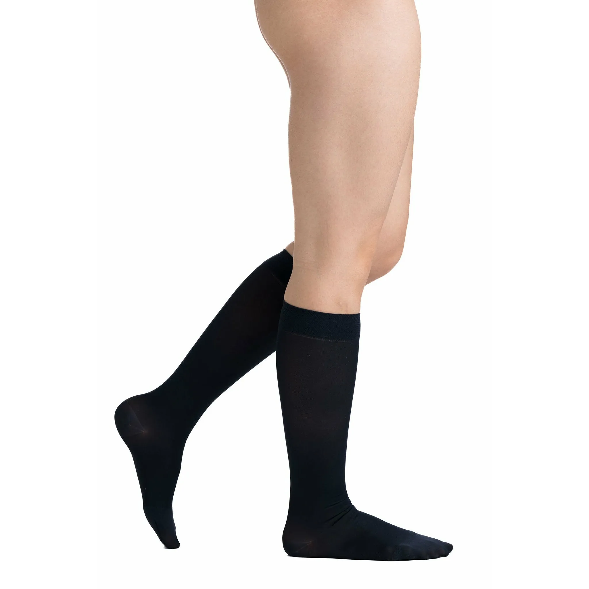 EvoNation Surgical Opaque 20-30 mmHg Knee Highs