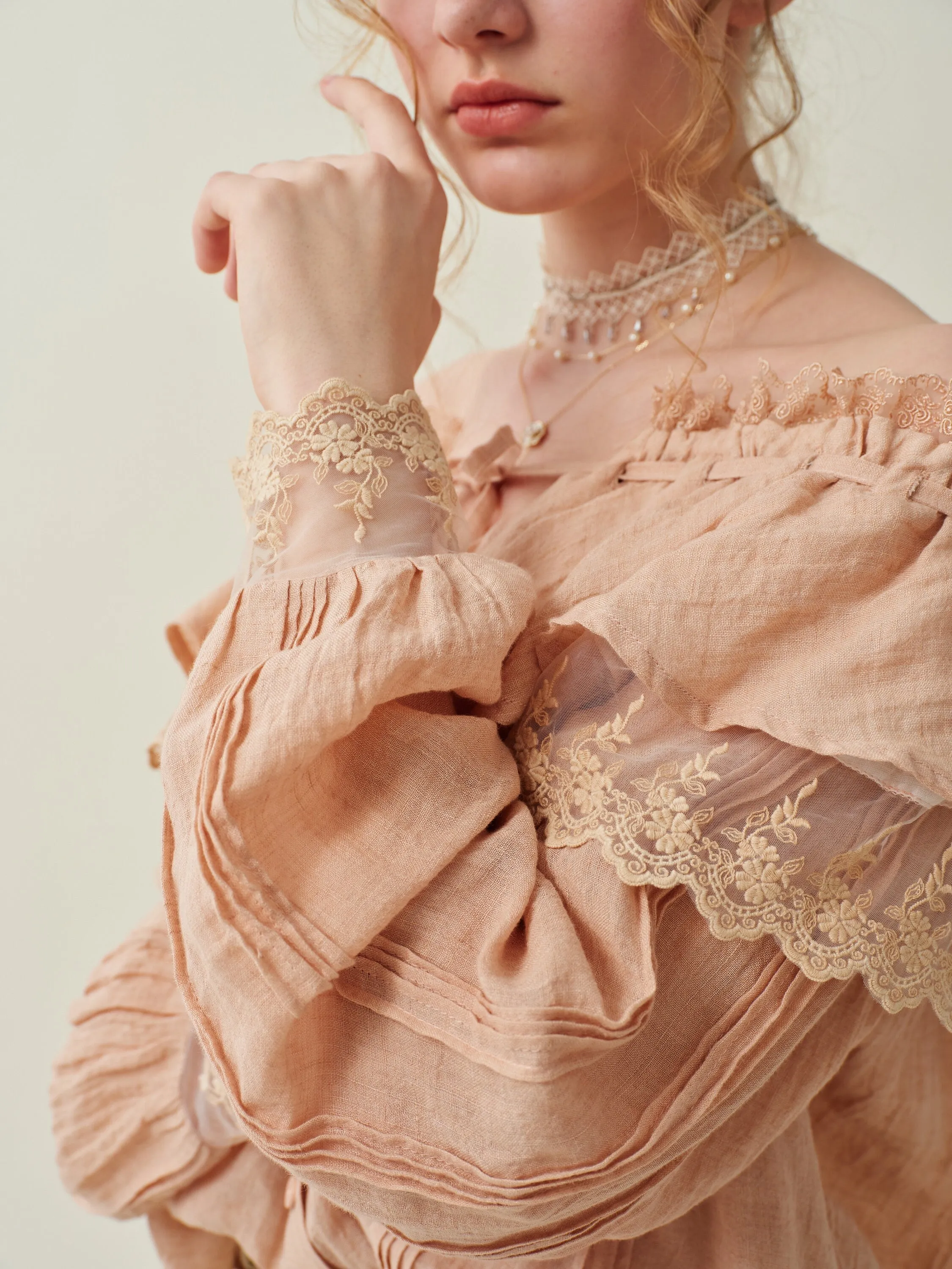 Ivy 31 | Ruffled linen fairy blouse