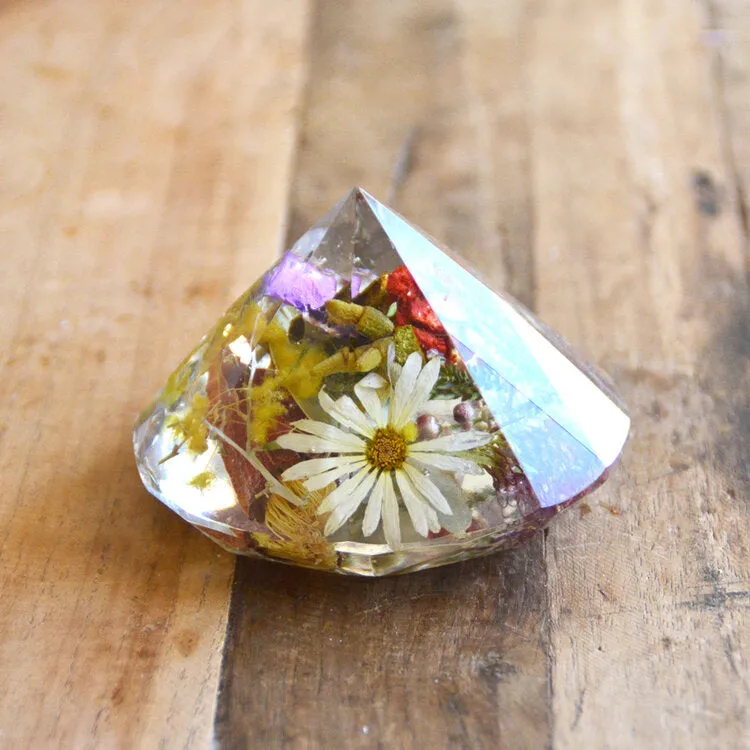 Jax & Co. - Botanical Diamond Paper Weight