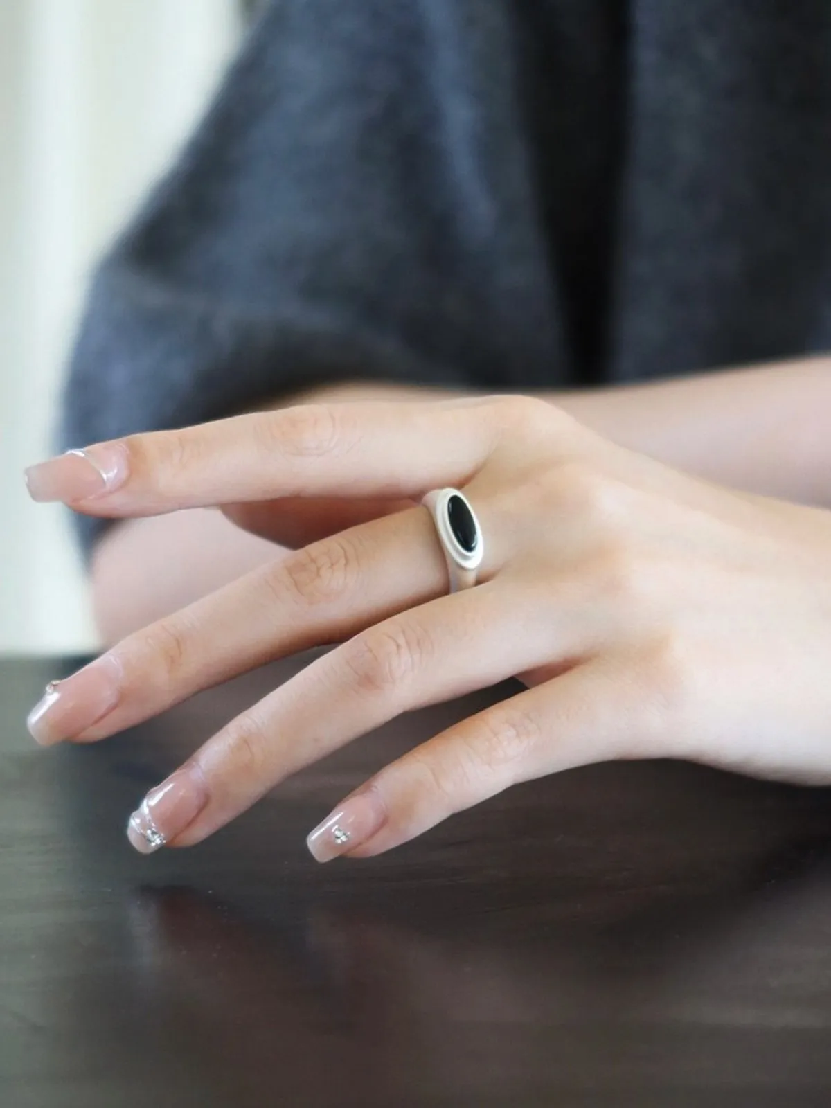 Pure Silver Satellite Ring-White Chalcedony/Black Onyx